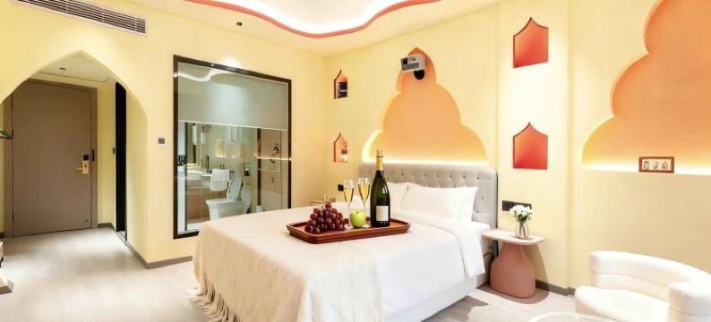 谷莫尼酒店(安顺黄果树大街店)图片