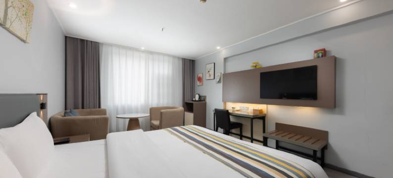 米居精品酒店(南昌火炬广场地铁站店)图片