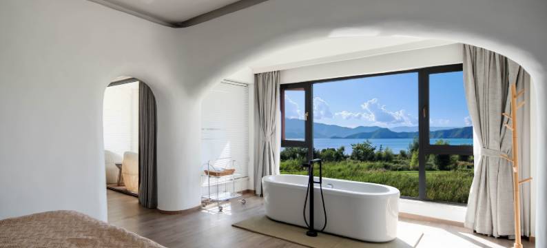 泸沽湖·梵境Pure Land湖景休闲度假别墅酒店图片