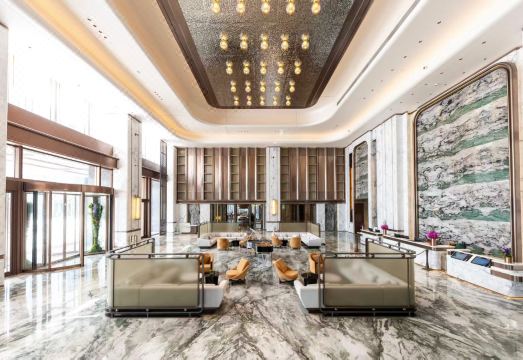 Shantou Oriental Century HotelHotel Overview