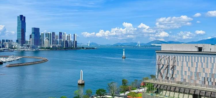 RANZ兰兹酒店(深圳宝安机场福永地铁站店)图片