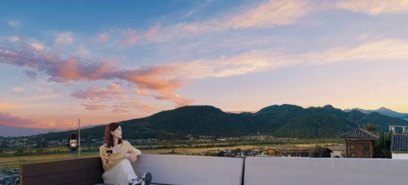 屿含设计师温泉美宿(和顺古镇店)图片