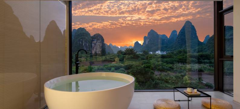 在水一方酒店(阳朔十里画廊遇龙河店)图片