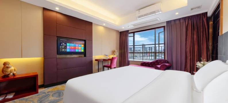 馨悦主题公寓(佛山龙江会展中心店)图片