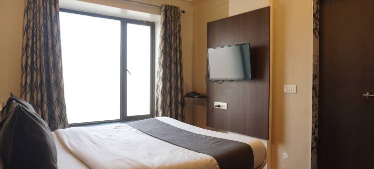 Executive Hotel Pearl Inn图片