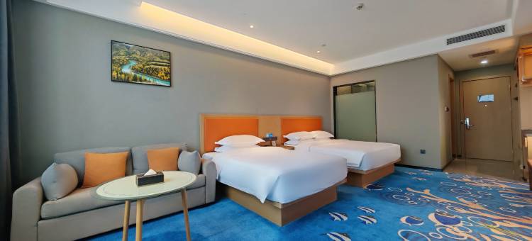 艺陇酒店(福海人民西路店)图片