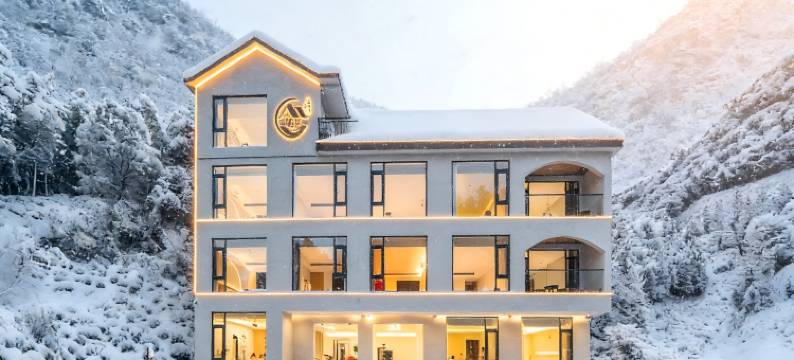 禧玥·智能影音·溪畔森居·度假美宿(水墨汀溪风景区店)图片