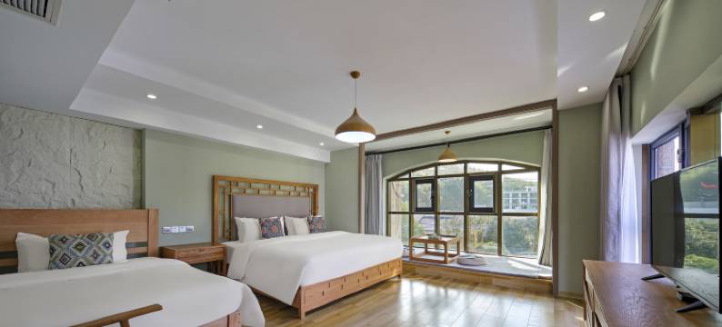 花筑悦·莫干山云迹坡温泉美墅(后坞换乘中心店)图片