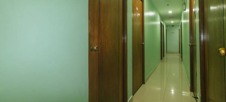 红多兹酒店近EDSA夏令营(RedDoorz near EDSA Camp Crame)图片