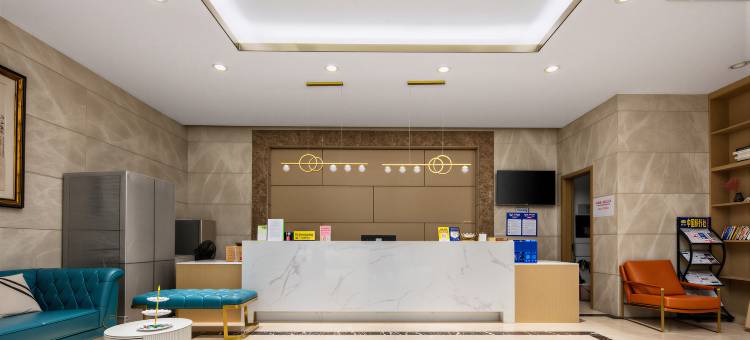 喆霆电竞酒店(成都龙湖北城天街店)图片