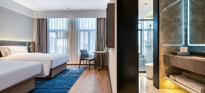 艺龙安云酒店(淮安洪泽武夷广场店)图片