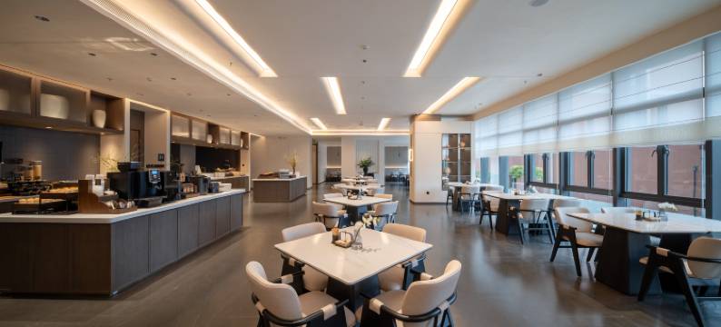 福州洪塘地铁站闽江大道亚朵酒店图片