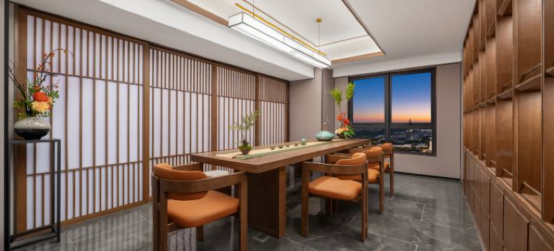 陌上轻居酒店(昆明高铁南站大学城店)图片