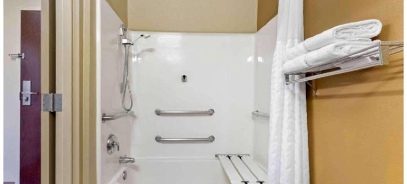 美国西雅图肯特长住酒店(Studio 6 Suites Seattle Kent WA)图片