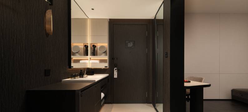 郑州高铁东站西广场亚朵酒店图片