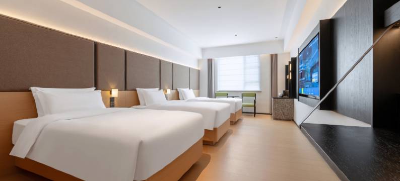 熊猫来了院子酒店(都江堰景区南桥店)图片