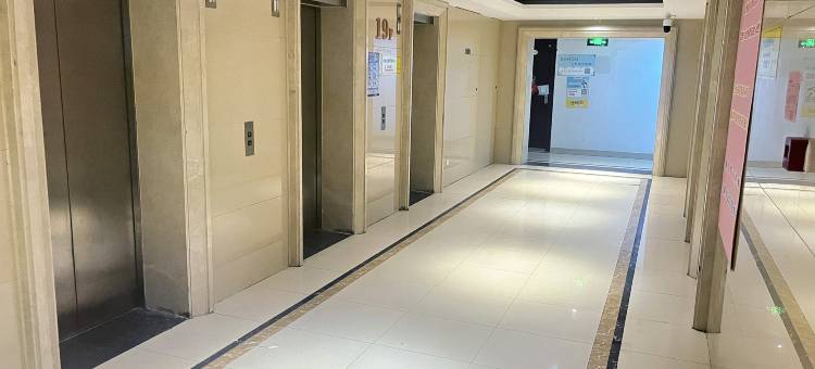 徐州•彭城｜MODERNMETROURBANVIEWMOVIE酒店(万达广场师范大学店)图片