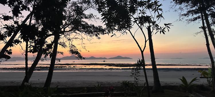 卡拉瓦特海滩公园(KARAWAT BEACH PARK)图片