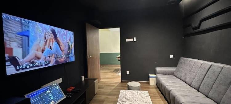 Jalan Rusa Happy hour 10pax KTV Walkable to KSL Mall Johor Bahru图片