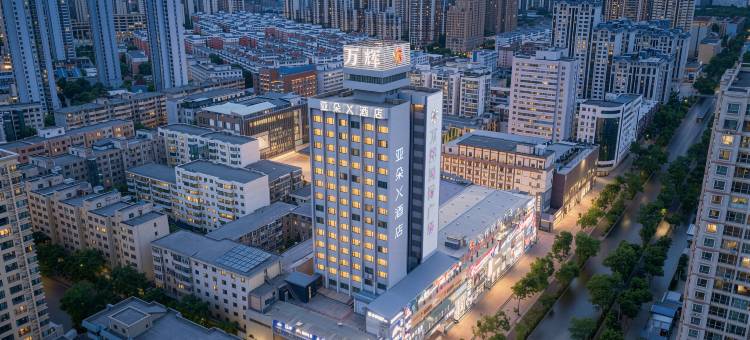 兰州西站万辉广场亚朵X酒店图片