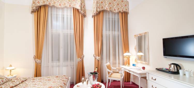 阿括斯市区酒店(Alqush Downtown Hotel)图片