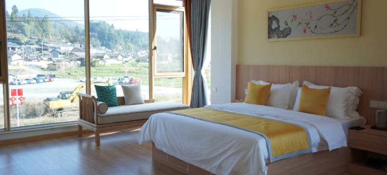 龙陵老梨树温泉酒店图片