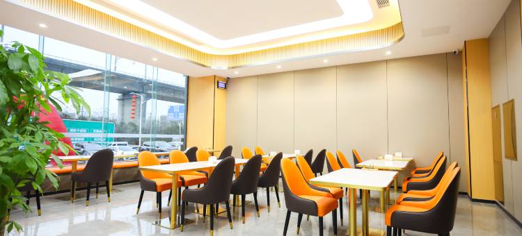 麗赫酒店(九江火车站招商花园城店)图片