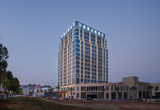 莱漫云端酒店（高新科技产业园区高安站店）外景图