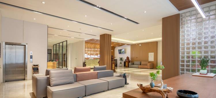 蓝鲸酒店(火车站店)图片