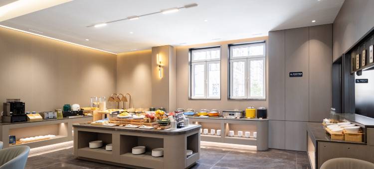 安漫月酒店(沈阳大东区望花地铁站店)图片