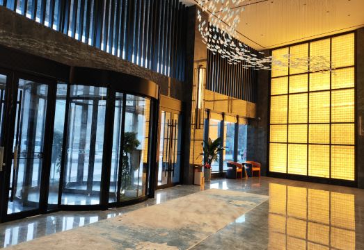 Yinhai Hotel Hotel Overview