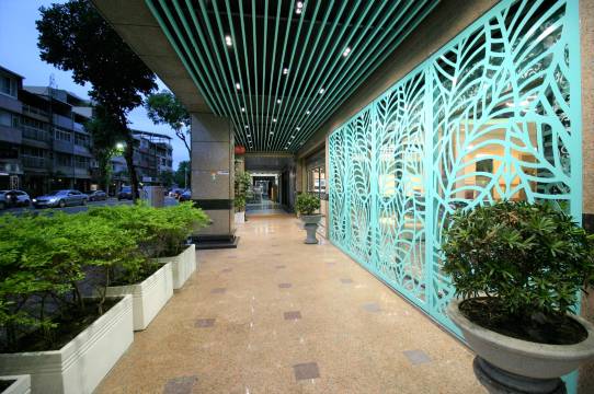 高雄信宗大饭店