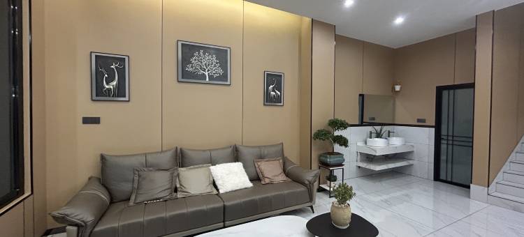 丰聚酒店(曲靖医疗中心店)图片
