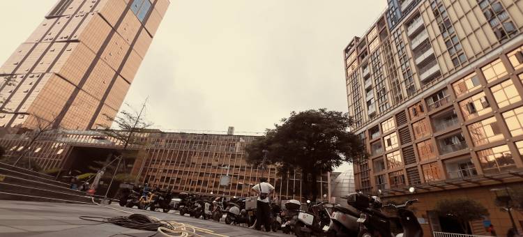 三只猫青年旅社(深圳世界之窗店)图片