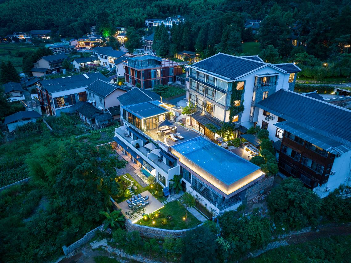 花筑奢·张家界逸秀云山民宿(国家森林公园中门梓木岗店)图片