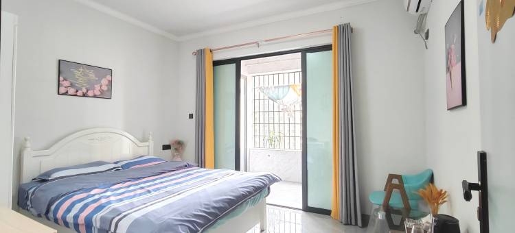 小草民宿(市医院闽师大店)图片