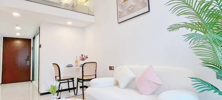 比宁而居海景Loft公寓(龙光世纪商务中心高铁站店)图片