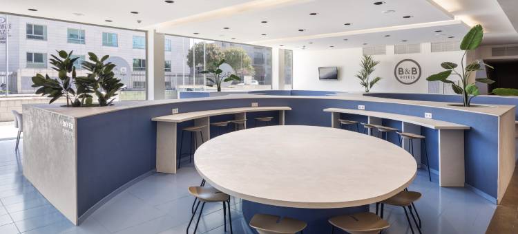 马德里机场T1 T2 T3航站楼B&B酒店(B&B HOTEL Madrid Aeropuerto T1 T2 T3)图片