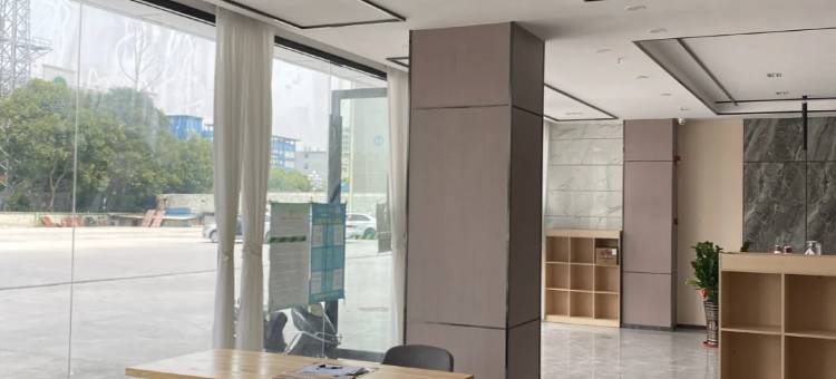 惠州金柏悦酒店(陈江南站天益城店)图片