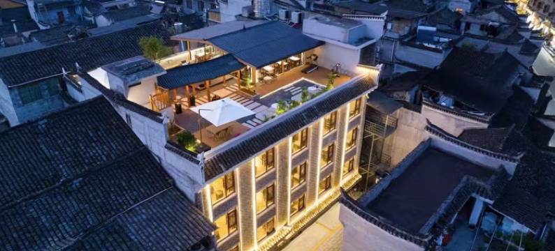 瑞莱客斯酒店(大理站洱海公园店)图片