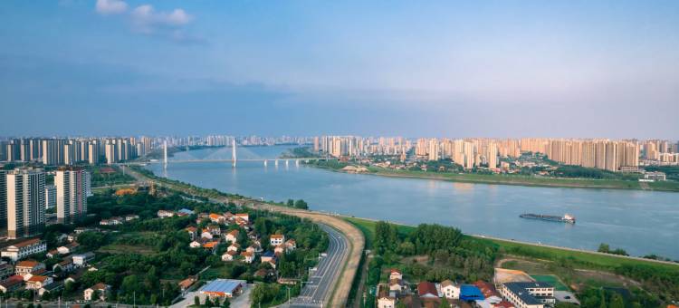 戏悦·欢影酒店(湖景1号店)图片