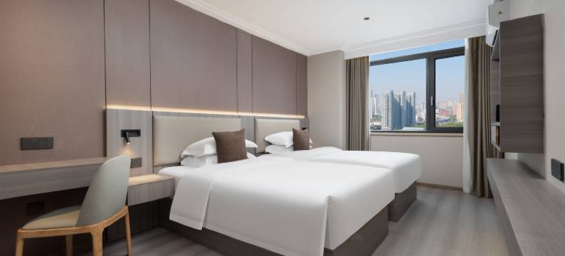 泊漫酒店(武汉SKP楚河汉街地铁站店)图片