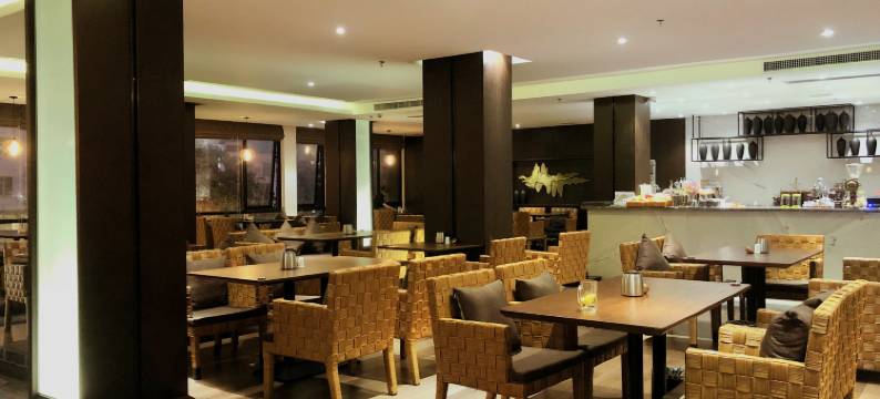 百年酒店(万宁市中心店)图片