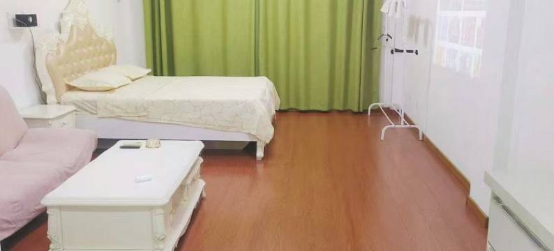 云栖民宿(东营融创V公馆店)图片