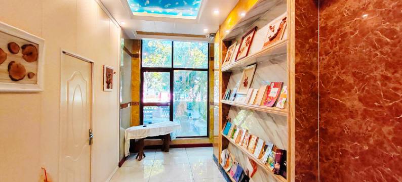 栖研•凨凪凮夙雪山观景美宿图片