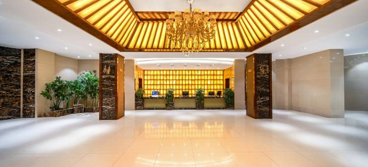 罗山水立方大酒店图片