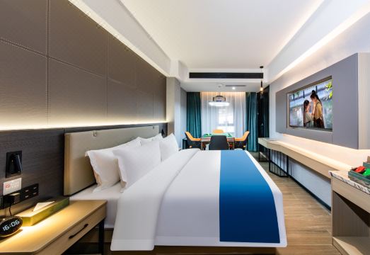 卡佛S酒店（深圳宝安中心宝体地铁站店）外景图