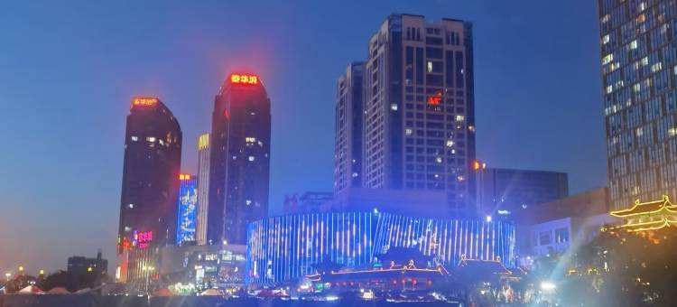 如家·neo酒店(潍坊四平路泰华城店)图片