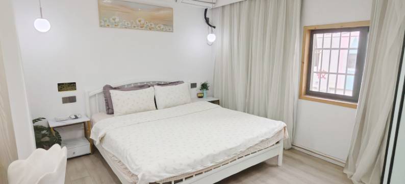 武汉旅途客栈(黄鹤楼户部巷店)图片