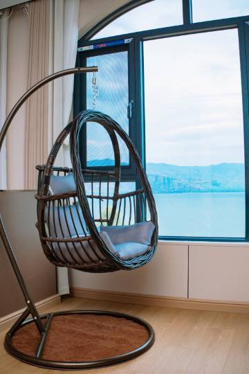 程海湖岸云栖民宿